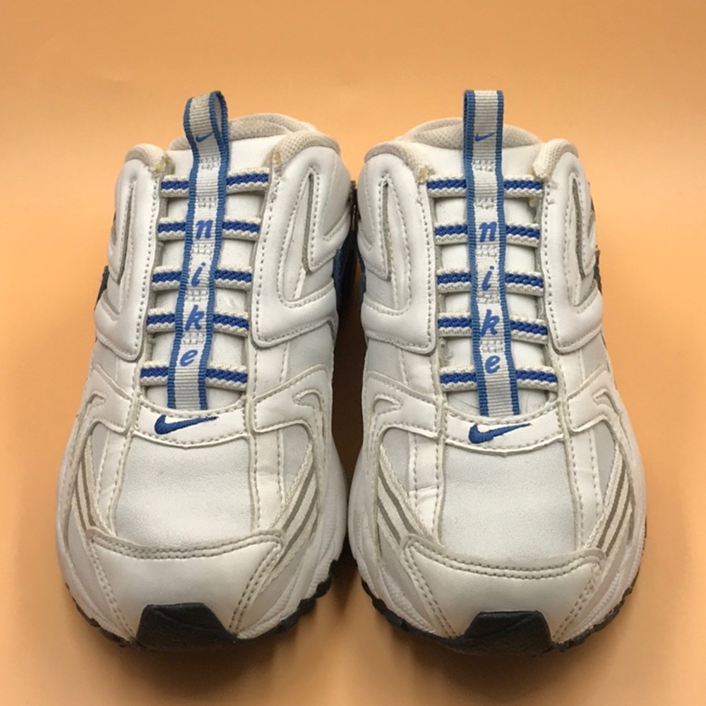 Nike Backless Athletic Shoe Size 6 *** EXCELLENT CONDITION***
